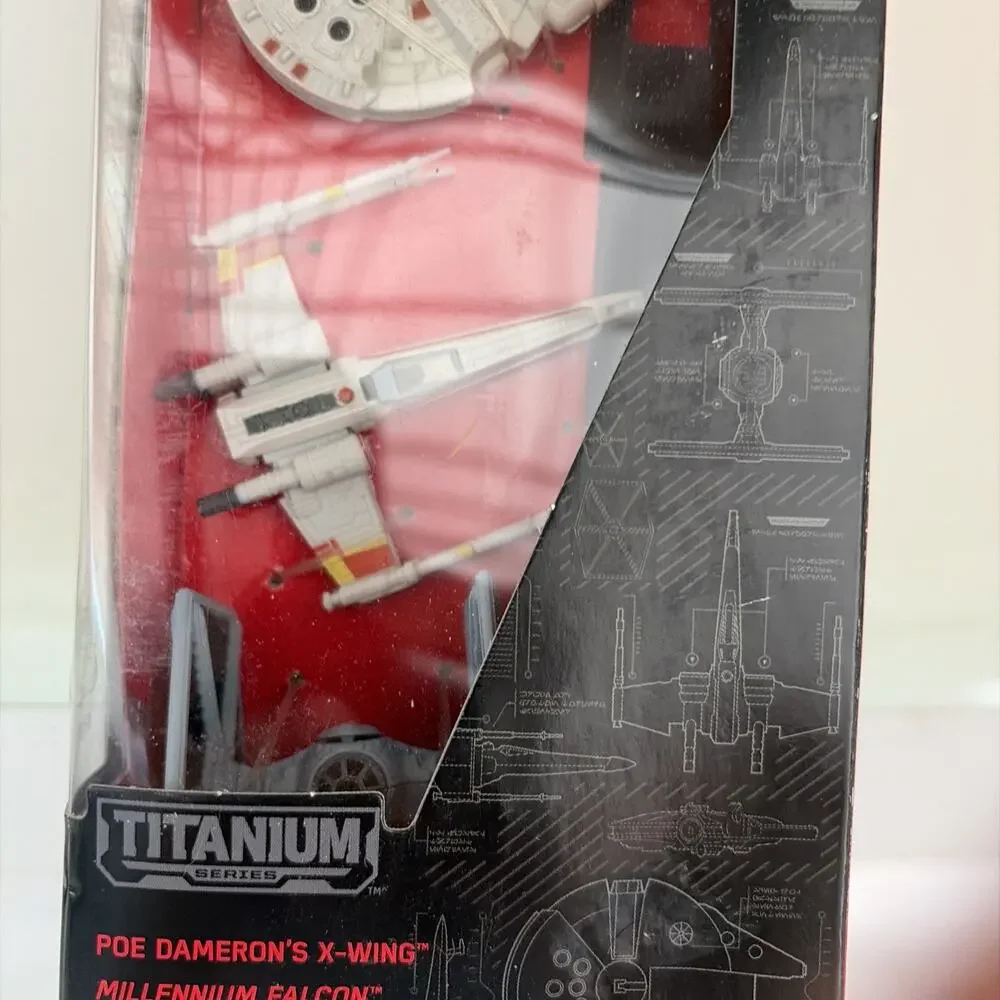 STAR WARS The Black Series Titanium Series Ships NEW